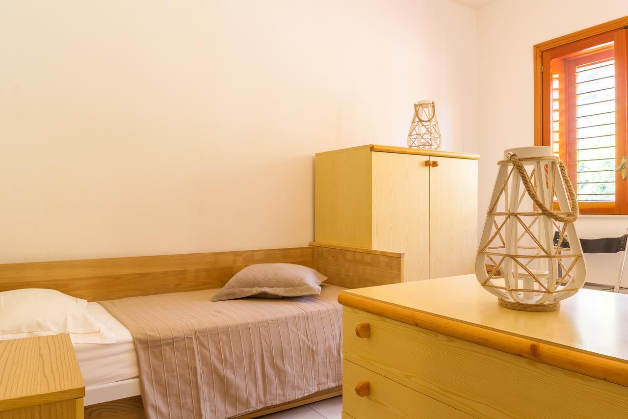 Blue Wood Apartment Letojanni Luaran gambar